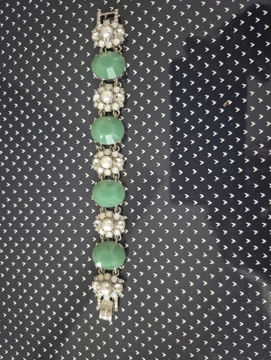 Lia Sophia Jewelry - Lia Sophia Mint Green Stone, Pearl & Clear Crystal Bracelet